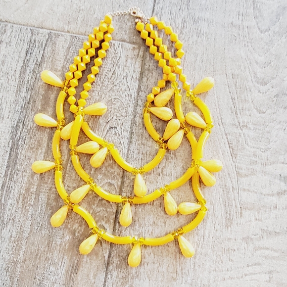 Vintage bakelite ? Yellow unique triple beaded necklace statement bib 70's 80's - Picture 8 of 16